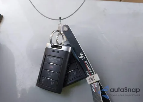 2013 Cadillac Srx Luxury Collection z USA, uszkodzony, nr VIN 3GYFNCE33DS654600